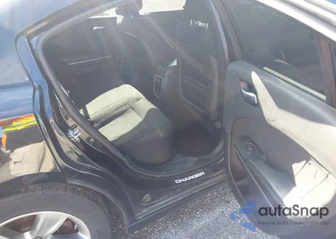 2016 Dodge Charger Sxt z USA, uszkodzony, nr VIN 2C3CDXHG7GH350392